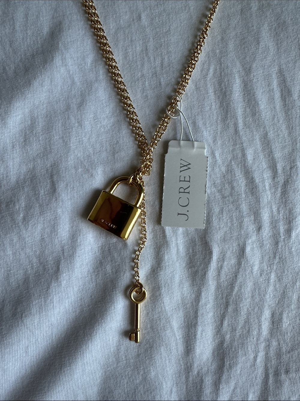 J. Crew Metallic Lock and Key Pendant Necklace NWT - Picture 4 of 6
